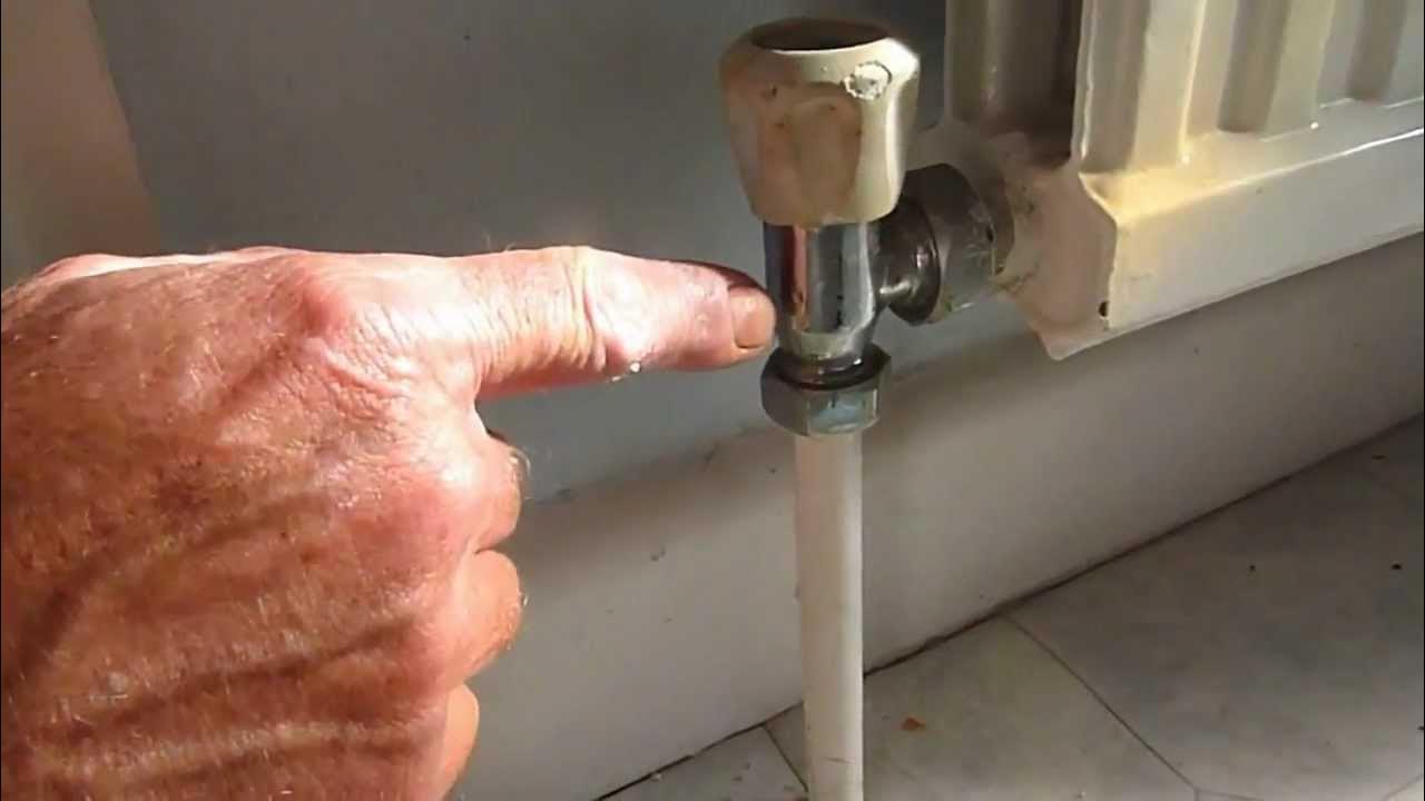 How To Repair A Leaking Radiator Valve. - Youtube